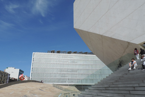 On the steps of Casa Musica